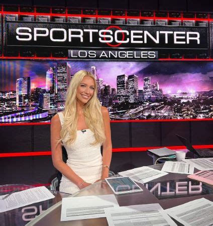 anchor ashley brewer|Ashley Brewer ESPN, Bio, Wiki, Age,, Boyfriend,。